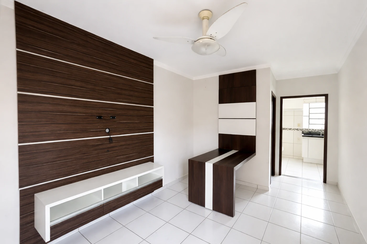 Apartamento 2 Dormitórios 2Quartos 1Qdra Av. Ernesto Vetorazzo — Jardim Santa Lúcia, São José do Rio Preto